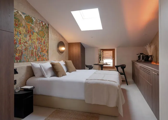 Mihotel - Grenier à Sel De Hotel Pérouges