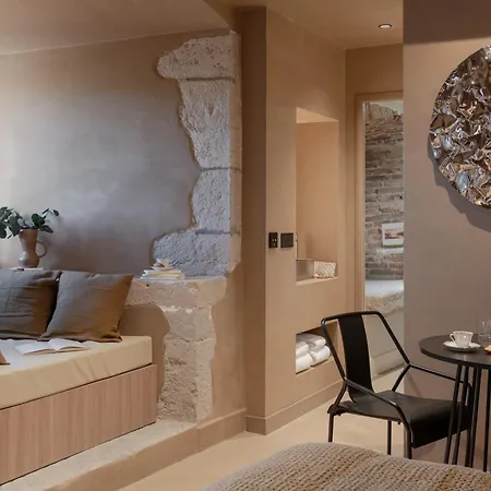 Mihotel - Grenier A Sel De 2*