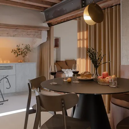 Mihotel - Grenier A Sel De 2* Pérouges