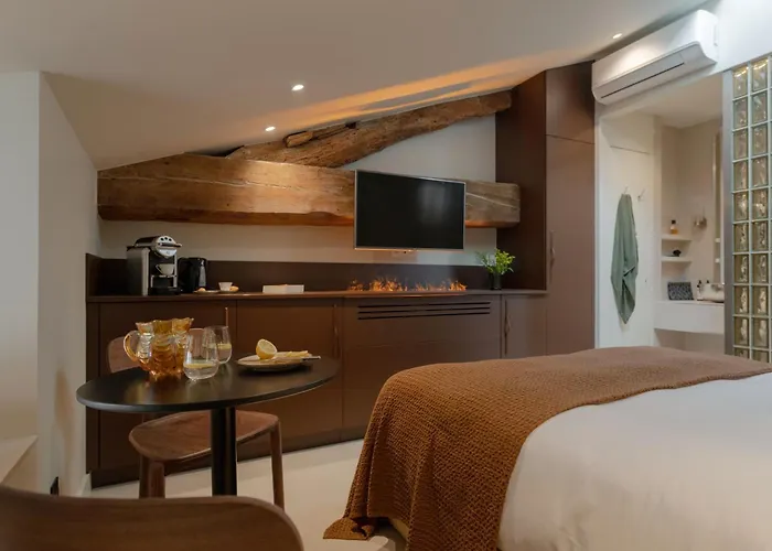 Mihotel - Grenier A Sel De Hotel 2*